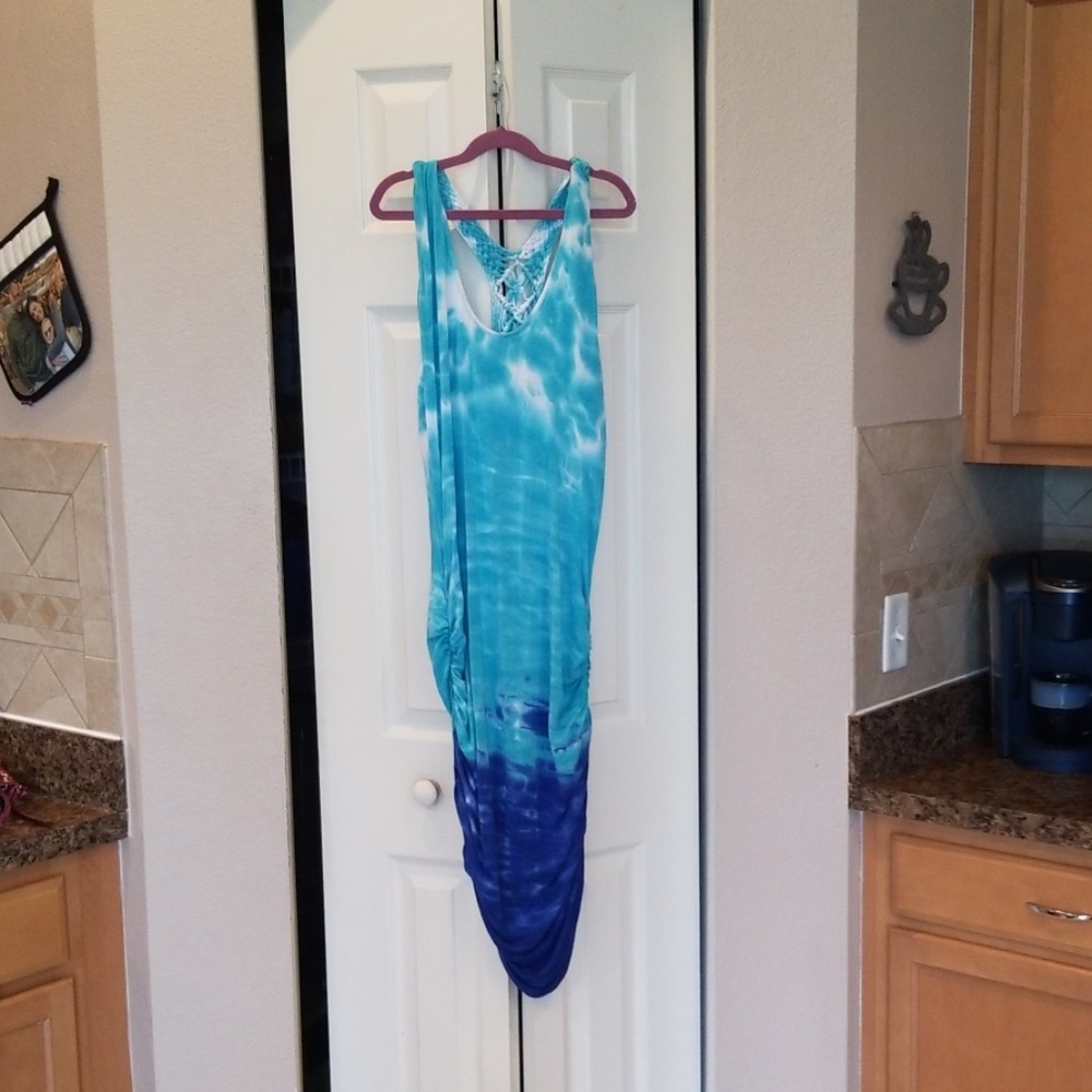 Ruched back mid legth dress